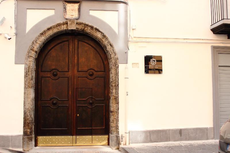 Palazzo San Vincenzo Neapel